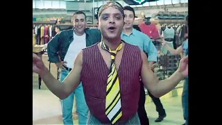 او او او  لبسواني وروقوني  محمد هنيدي صعيدي في الجامعة الأمريكية دندنها