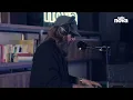 Sébastien Tellier live with "La Ritournelle" - Nova le soir