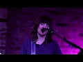 Courtney Barnett - "Mantis" (Live at The Bitter End)