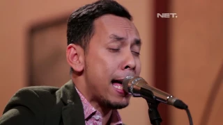 Download Pongki Barata - Maaf ( Jikustik Cover) (Live at Music Everywhere) ** MP3