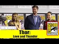 Video di THOR: LOVE AND THUNDER | 2019 Comic Con Panel (Chris Hemsworth, Tessa Thompson & Natalie Portman)