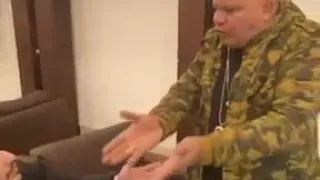 عادل شكل قوم شوف مصلحتك 