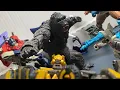 Download Lagu 100 Transformers Vs Gorilla 
