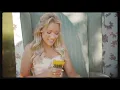 Emily Ann Roberts - Easy Does It (Official Visualizer)