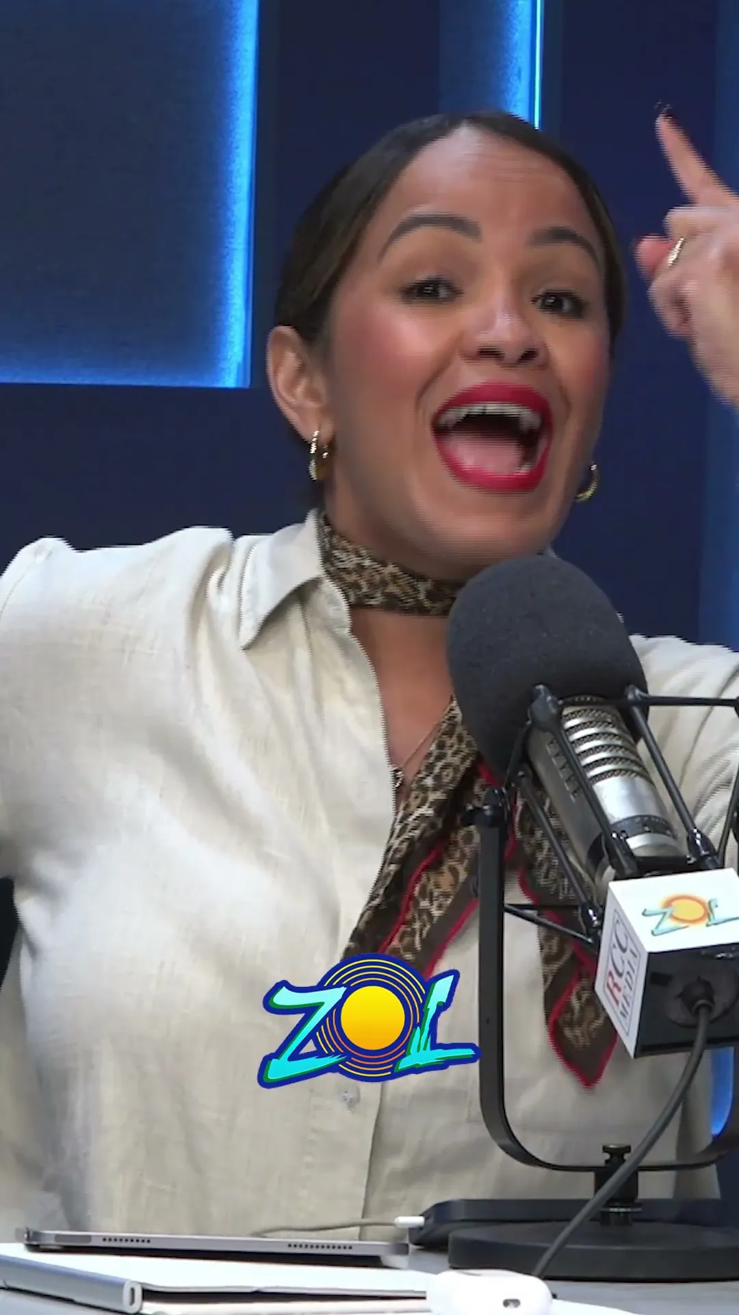 CAROLINA PRESIDENTA