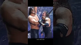 داستان کامل درگیری اندرتیکر و گریت خالی 