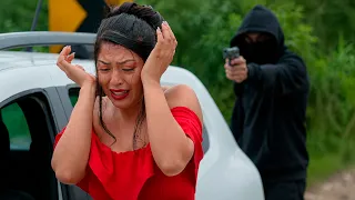 Huyó de su esposo INFIEL sin saber que llevaba un secreto MILLONARIO