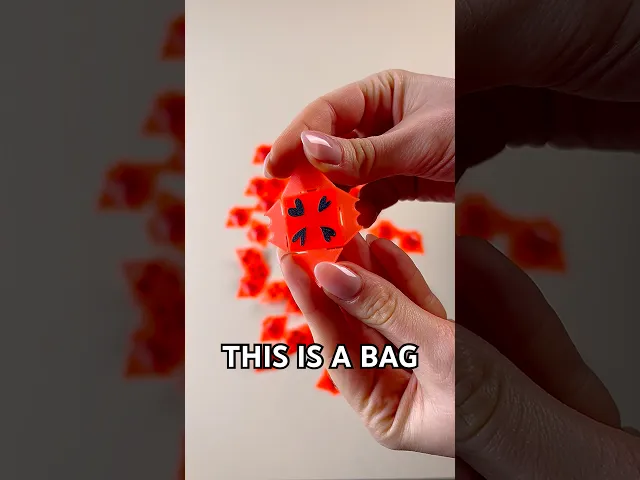 Pixelated Heart Bag – Modular 3D-Printed Handbag video thumbnail