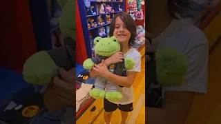 Build-A-Frog Day
