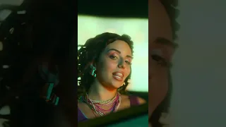 يا نبرة بوسط قلبي عايشة بنص الوريد 