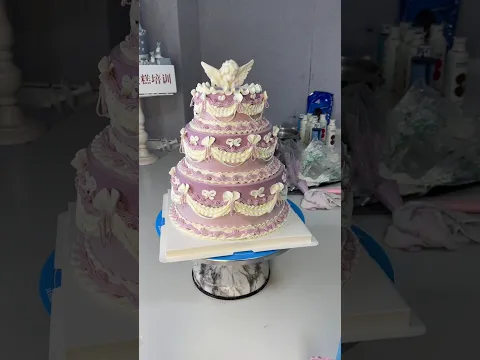 How to make buttercream frosting: Dessert making tips - Three purple frostings