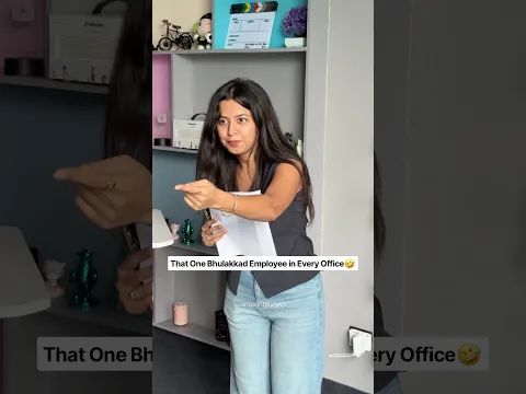 Bhulakkad Employee Comes Office on Sunday🤣 #officechaos #jagritipahwa #officevideo #officememes