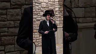 חמול ויזניץ בחופה מרגש במיוחד לרפואת יוסף יהושע בן פרומט ביילא 