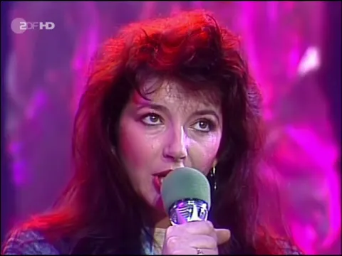 Download MP3 Kate Bush - Running up that Hill 1985