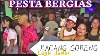 kacang goreng lagu minang