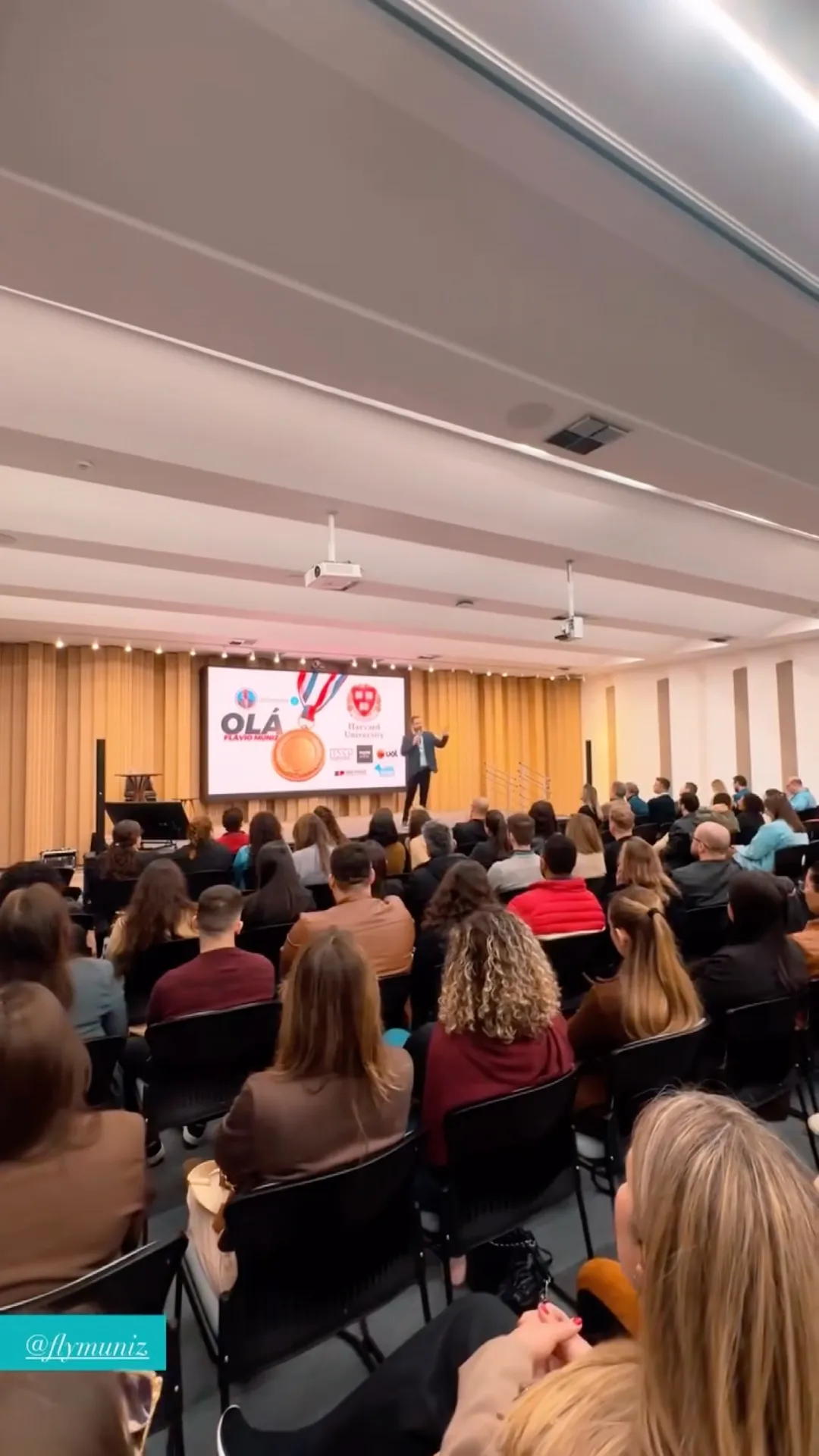 Qual palestrante contratar para uma Convenção de Vendas? | Flávio Muniz na Unimed