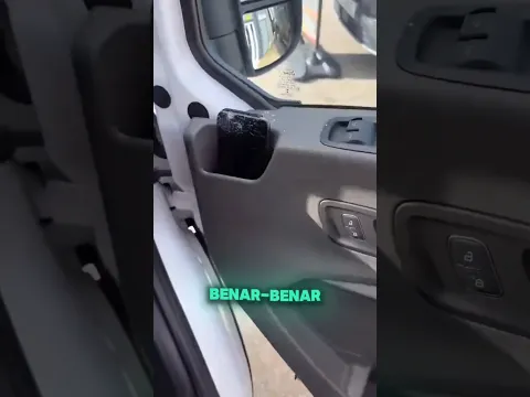 Kesalahan Fatal Taruh HP Mobil