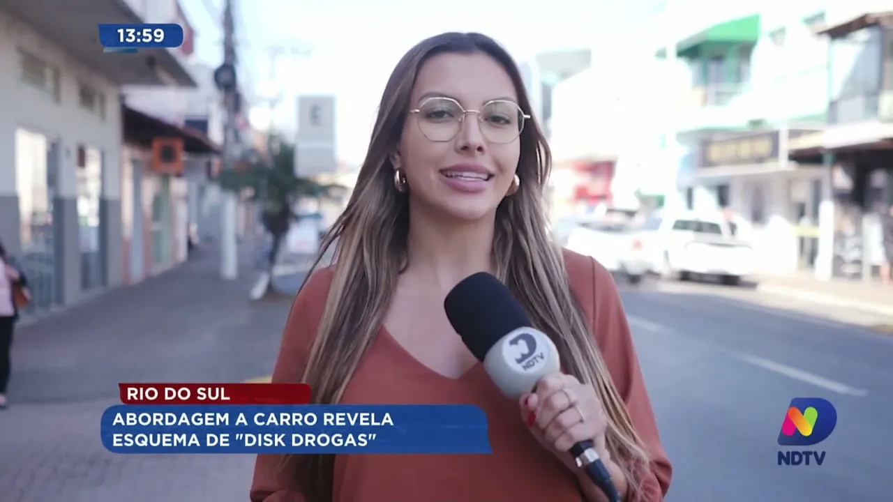 Abordagem a carro revela esquema de "disk drogas" no Alto Vale