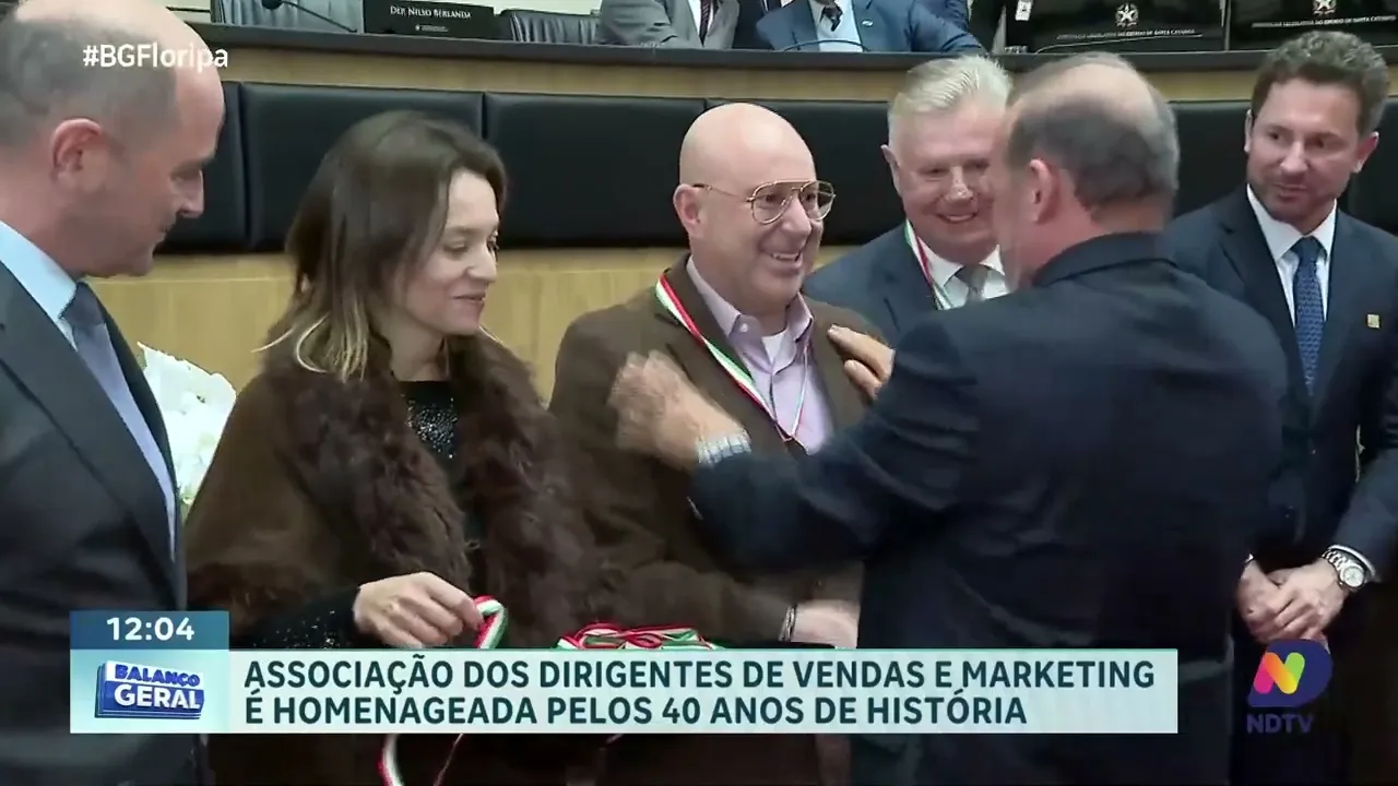 ADVB de Santa Catarina comemora 40 Anos com homenagem da ALESC"