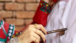  يموت قلبي ولا ذله      رقيق المشاعر دندنها