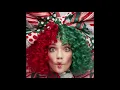Download Lagu Sia - Santa's Coming For Us (HQ Audio)