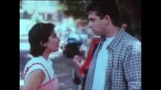  سنين من عمرنا عدوو كده في ثانيه   ليه خلتني احبك دندنها