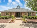 Hirschi Realtors - 207 S JACKSON AVENUE
