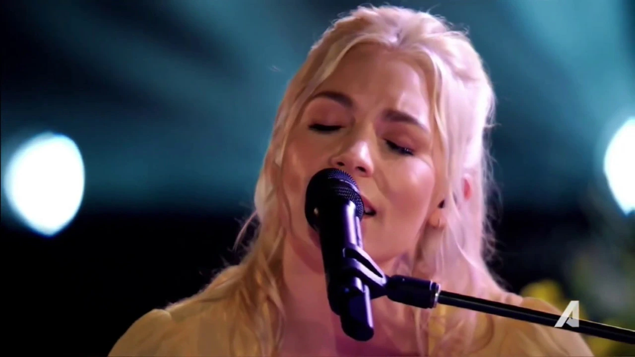 Skylar Grey - Love The Way You Lie (Live from AUDIENCE Music) Skylar Grey - Love The Way You Lie (Live from AUDIENCE Music)