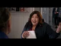 Video di And Just Like That | Carrie Writes a Book | HBO Max | S01E07 | [HD]