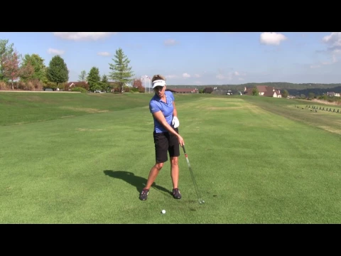 Where to Look When Swinging a Golf Club
