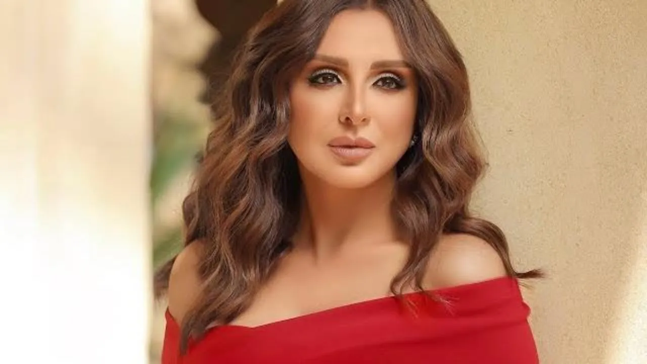 Angham … Aktablk Tahod | انغام … اكتبلك تعهد Angham … Aktablk Tahod | انغام … اكتبلك تعهد
