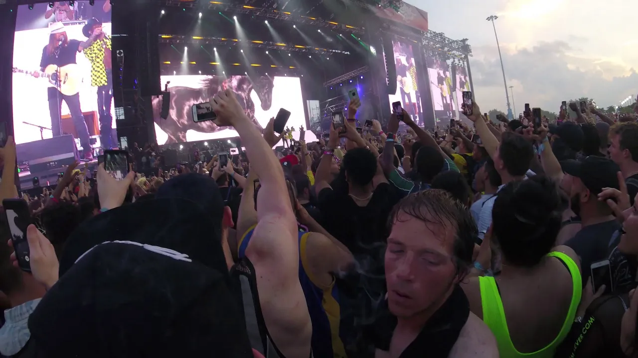 Lil Nas X & Billy Ray Cyrus Live @ Rolling Loud Miami 2019 FULL SET Lil Nas X & Billy Ray Cyrus Live @ Rolling Loud Miami 2019 FULL SET