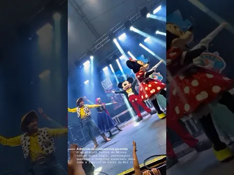 O #show do #mickeymouse #minnie #toystory e #frozen foi #sensacional #ciaeraumavez #festadoboi