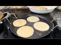 Estrenando el comal de Princess House con gorditas de maseca rellenas de chicharron con chile rojo