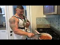 Download Lagu Toen een man verliefd werd op een kat, veranderde zijn leven voorgoed ❤️