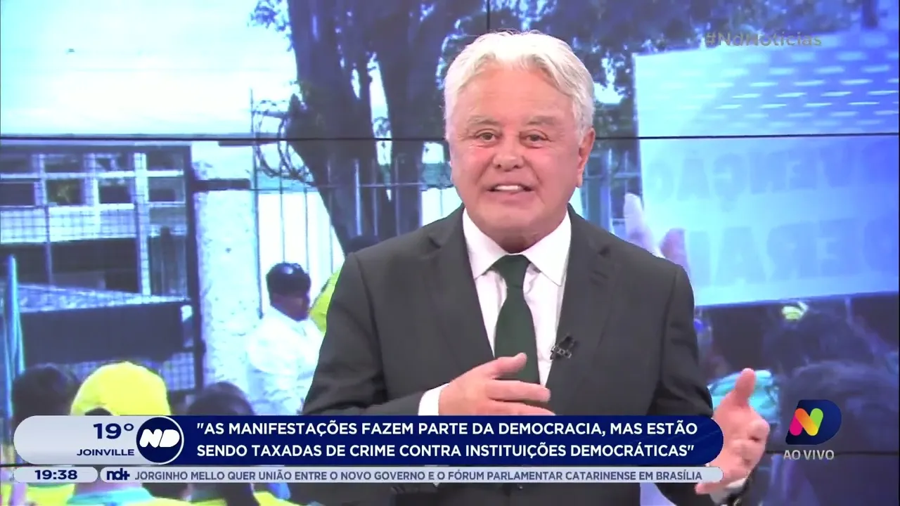Paulo Alceu comenta a respeito das manifestações políticas e suas diversas atribuições na sociedade