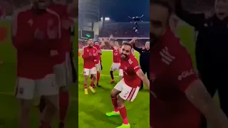 رقص كهرباء لاعب النادي الاهلي 