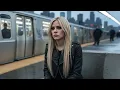 Avril Lavigne - Dead Roses (ft. Tove Lo)