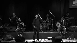 ليه بتستكتر عليا اني اعيش الذكريات 