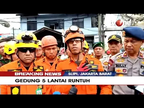 Basarnas: Gedung Ambruk Diduga Akibat Sumbatan di Saluran Pembuangan