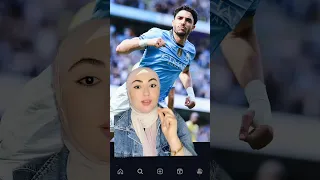 عمر مرموش ينشر صور حبيبته ويكتب ياحظي بيها 