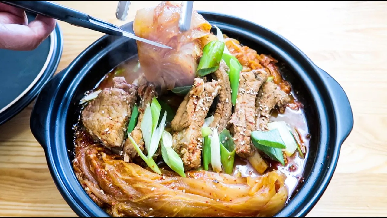 Korean Classic: Braised Ribs with Aged Kimchi!