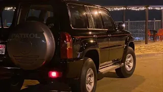 حبه وي دمي مشى   عافني بلحظة و مشى   بطيء   دندنها