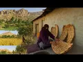 Download Lagu Baking local Panjrekesh bread, Dara Souf Valley, Afghanistan. پختن نان پنجِرکش در قریه صدمرده