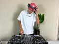 Download Lagu The Ice Flake Show Season 9 Episode 4 Late 90s Early 2000s RnB Mix 2024