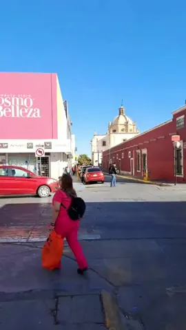 Buenos días, Chihuahua! hoy será un agradable viernes soleado y con máxima de 27 °C 🌞