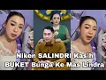 Lagu NIKEN SALINDRI PAKAI GAUN PUTIH KASIH BUKET BUNGA KE MAS LINDRA