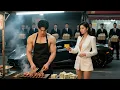 Download Lagu 大佬隱藏實力路邊擺攤卻被黑幫鬧事，他一個電話喊來頂級保鏢打趴所有人，美女總裁一眼看出他的不凡拿出所有資產倒追！#短劇  #總裁灰姑娘 #窮小子逆襲#小爽追短劇