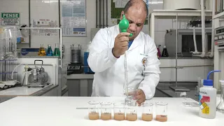 Tratamento de água   JarTest