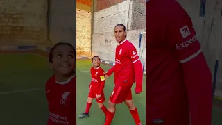 فان دايك صخره الدفاع امام امبابي وميسي في تحدي ومفاجاه هتتصدم  فان دايك صخره الدفاع امام امبابي وميسي في تحدي ومفاجاه هتتصدم
